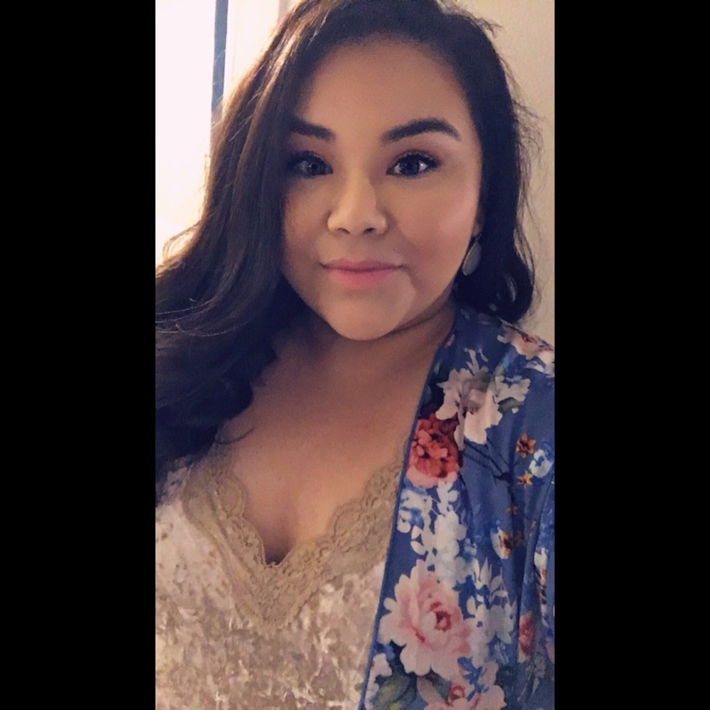 Meet your Posher, Carina